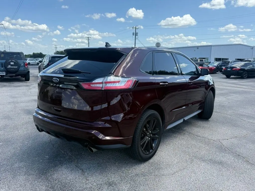 2021 Ford Edge ST-Line photo 5