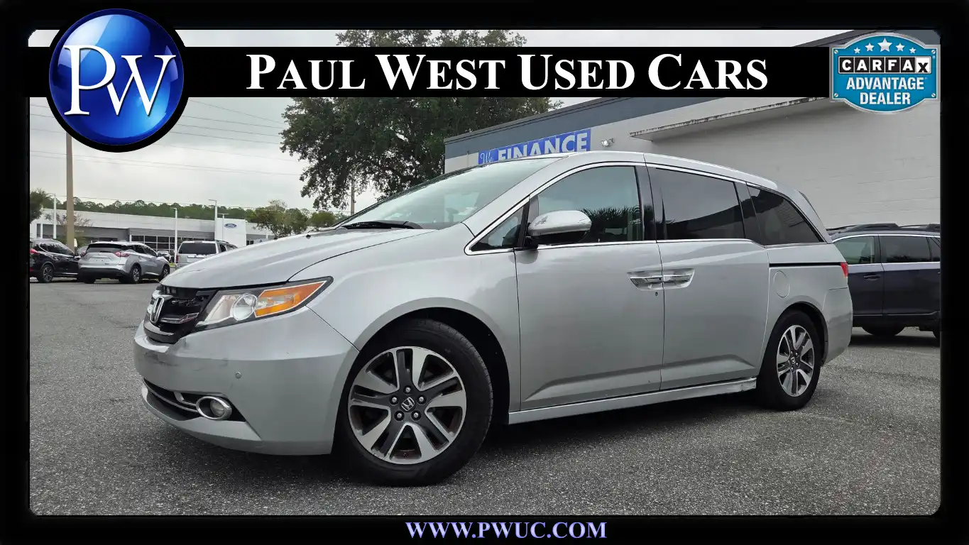 2015 Honda Odyssey Touring Elite's photo