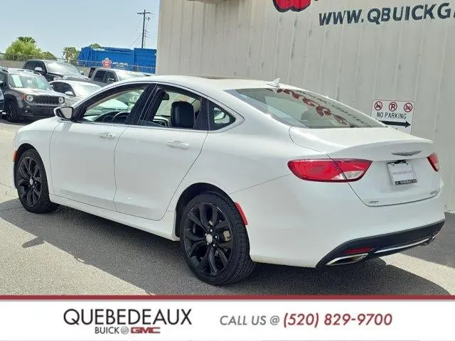 2015 Chrysler 200 C AWD photo 5
