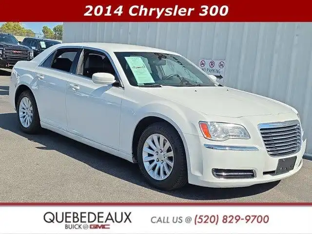 2014 Chrysler 300 Base's photo