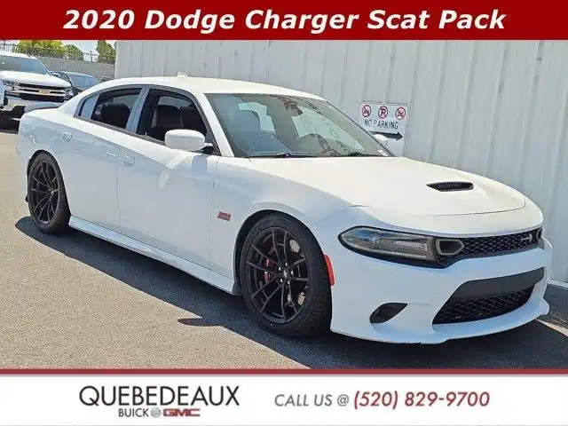 2020 Dodge Charger Scat Pack's photo