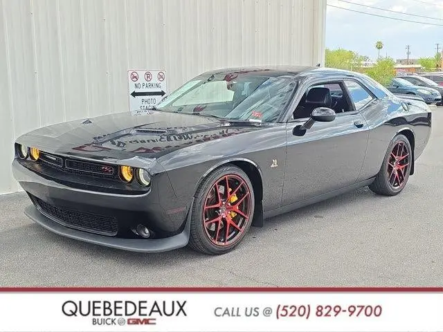 2016 Dodge Challenger Scat Pack photo 3