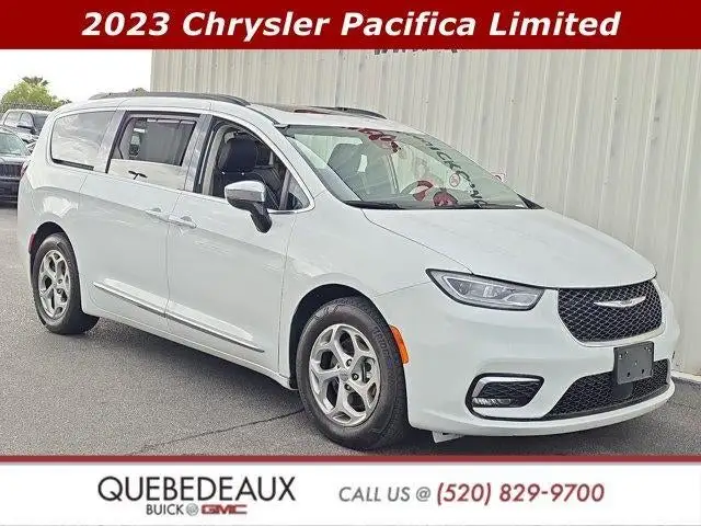 2023 Chrysler Pacifica Limited photo 1