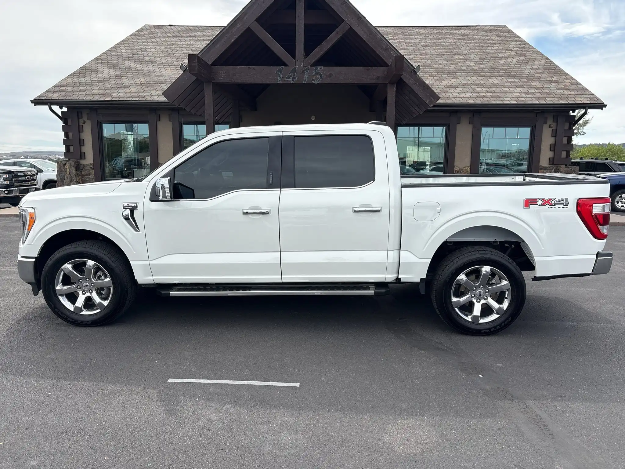 2022 Ford F-150 Lariat 4WD SuperCrew 5-1/2' Box's photo