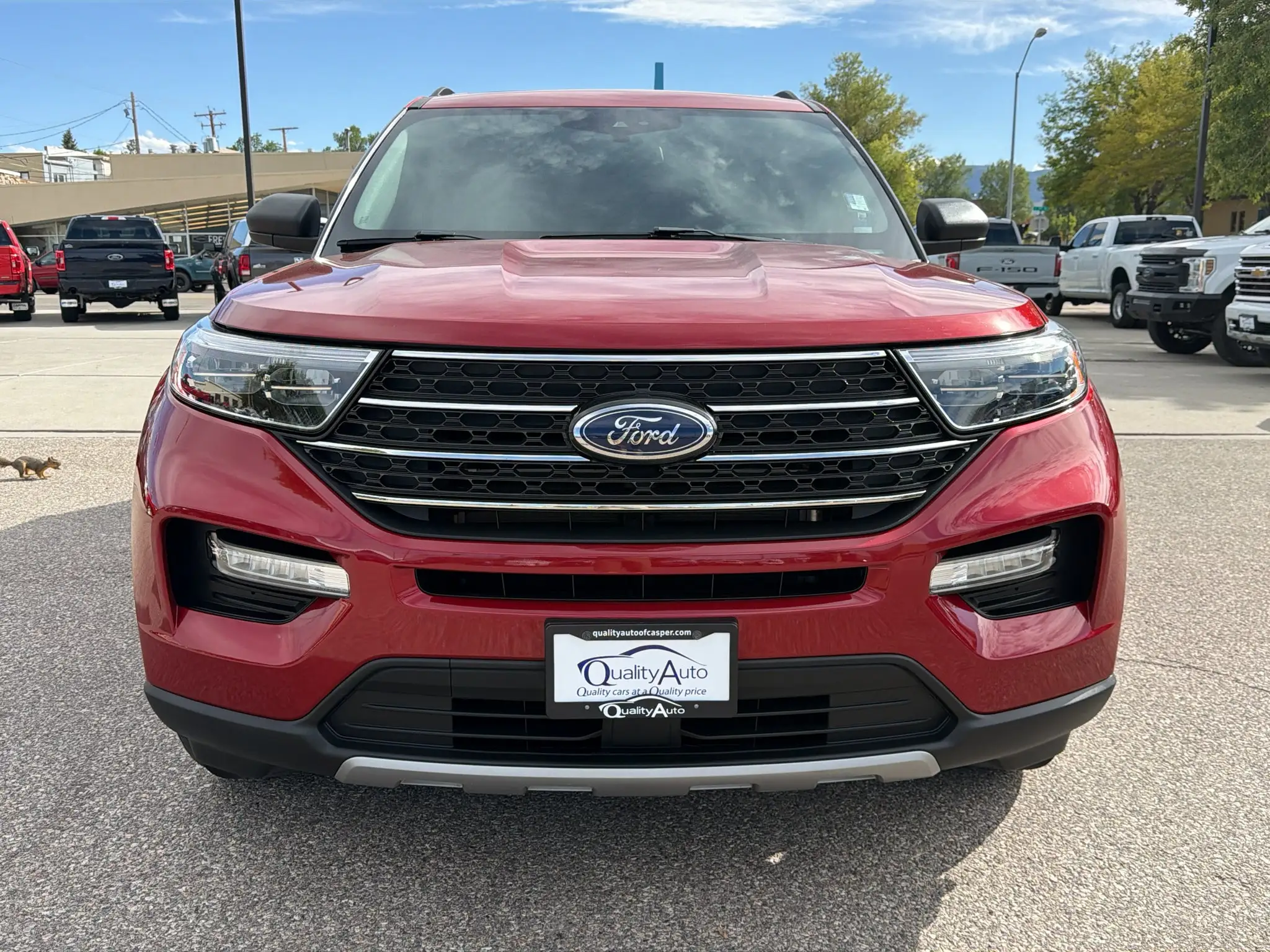2020 Ford Explorer XLT 4WD photo 1