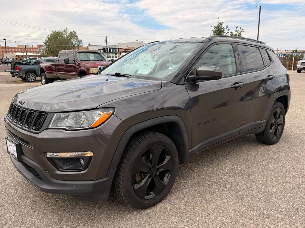 2021 Jeep Compass Altitude 4X4 photo 3