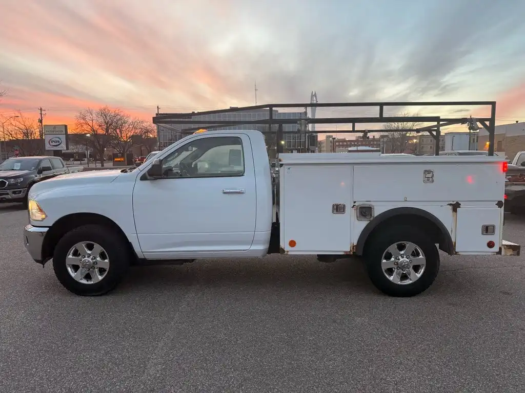 2015 RAM 2500 SLT Regular Cab's photo