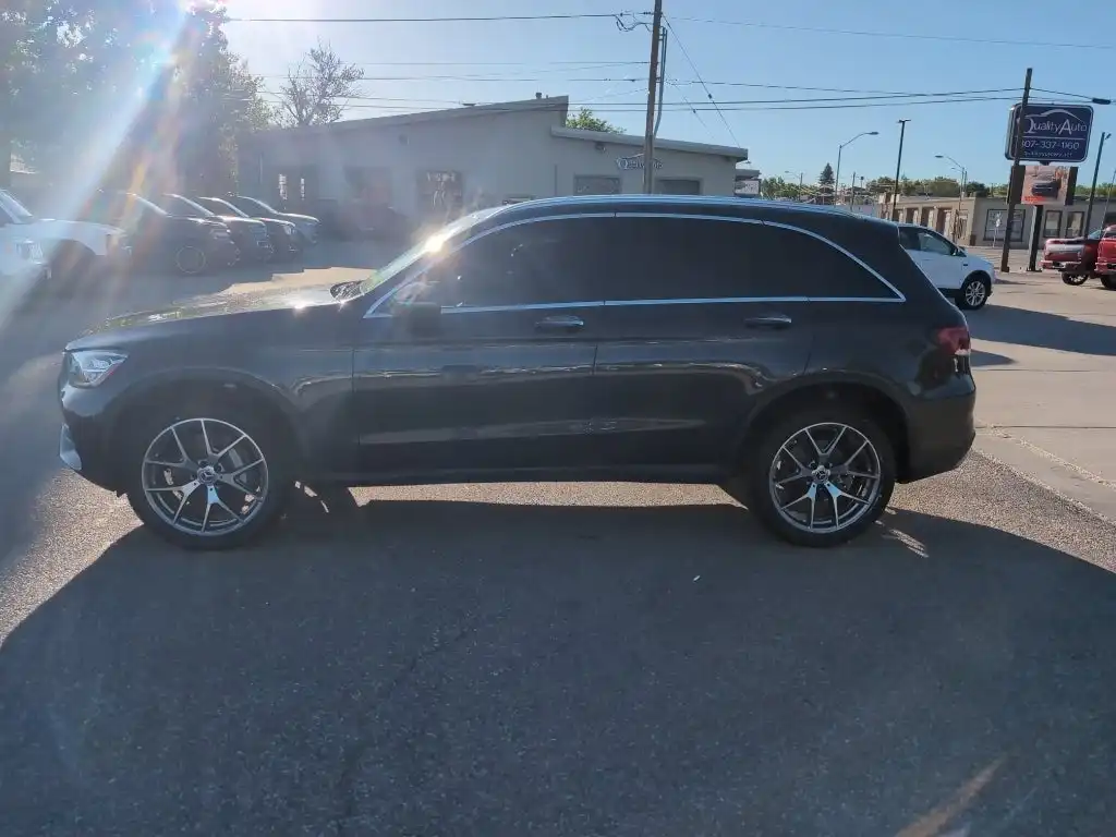2022 Mercedes-Benz GLC GLC 300 4MATIC's photo