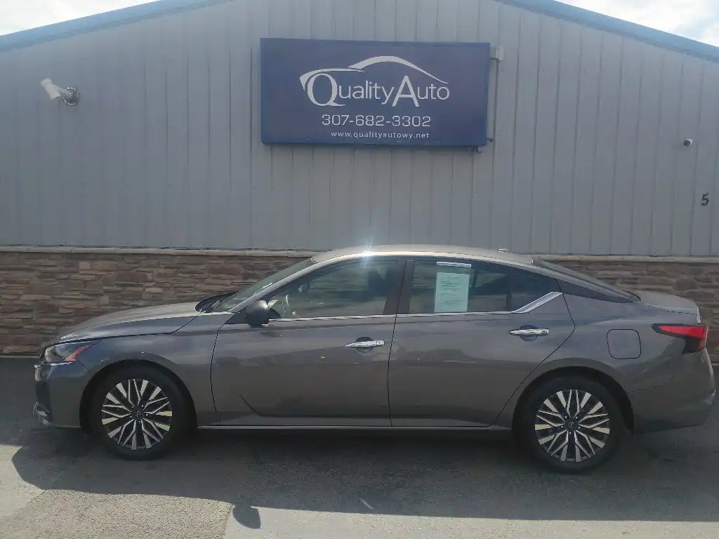 2024 Nissan Altima 2.5 SV's photo
