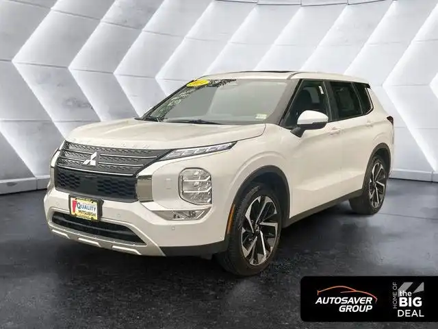 2024 Mitsubishi Outlander SE S-AWC's photo