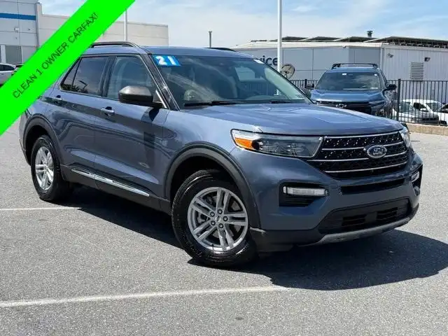 2021 Ford Explorer XLT 4WD's photo