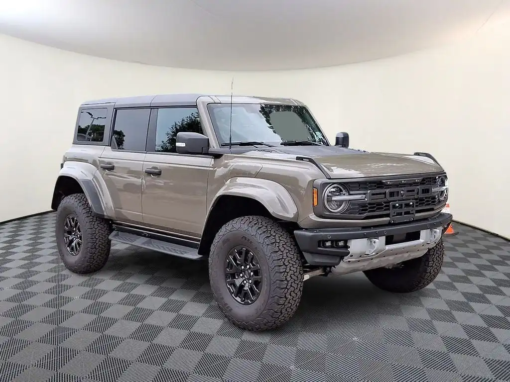 2025 Ford Bronco Raptor 4x4's photo