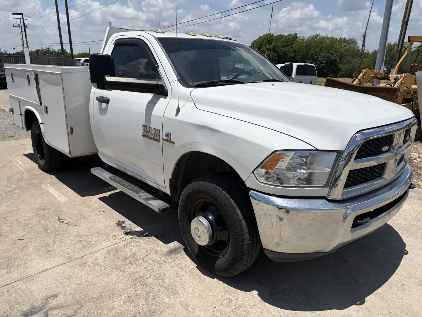 2013 RAM 3500 Tradesman Regular Cab SWB DRW's photo