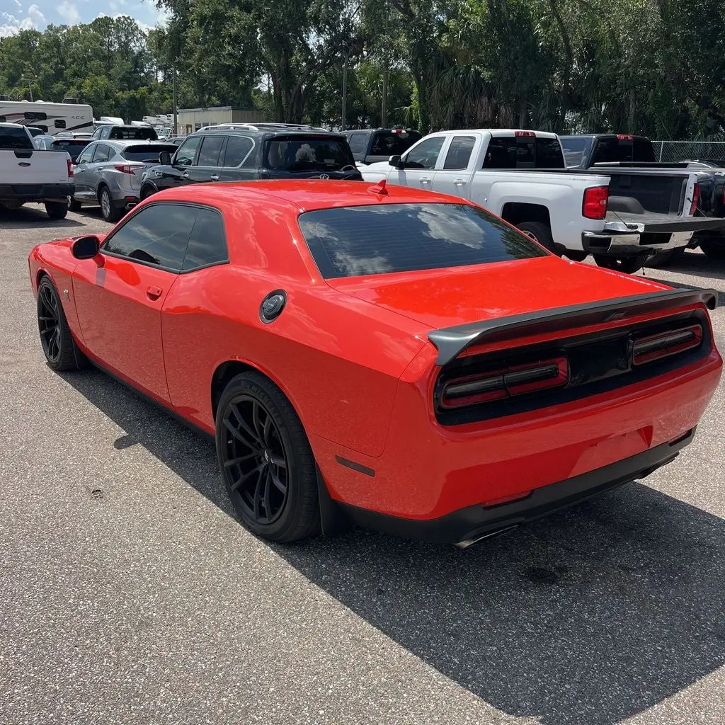 2023 Dodge Challenger R/T Scat Pack photo 3