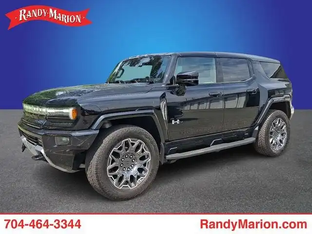 2024 GMC Hummer EV 3X SUV's photo