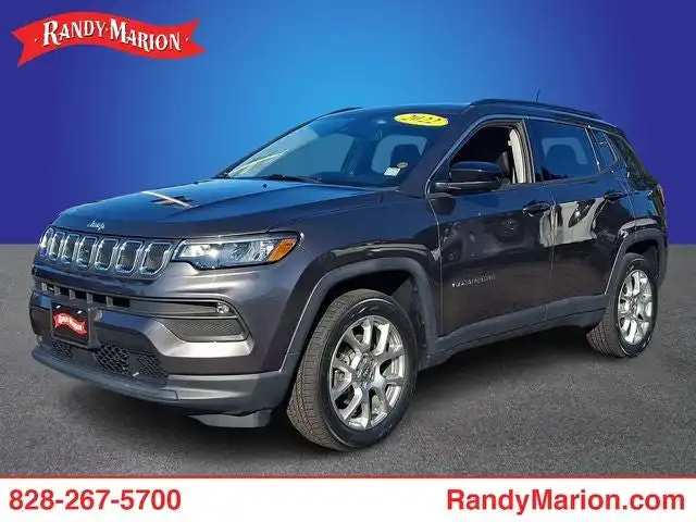 2022 Jeep Compass Latitude Lux 4X4's photo