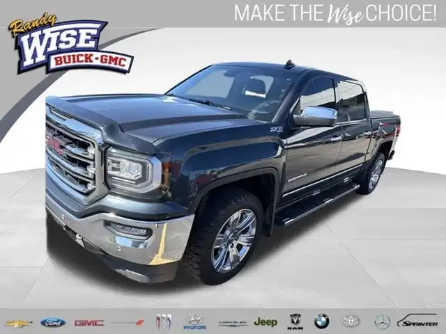 2017 GMC Sierra SLT 4WD Crew Cab Short Box's photo