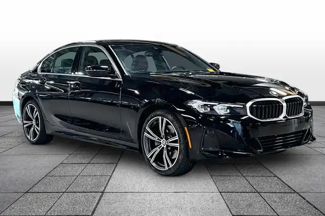 2024 BMW 3 Series 330i xDrive Sedan's photo