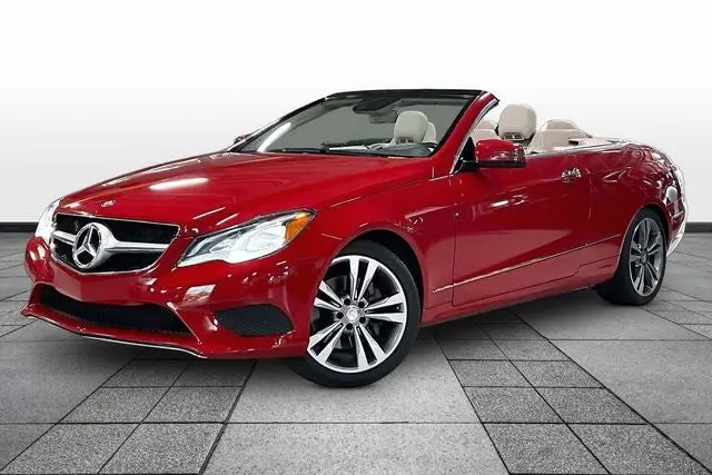 2015 Mercedes-Benz E-Class E400 photo 3