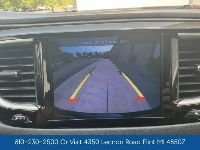 2017 Chrysler Pacifica Touring L photo 3