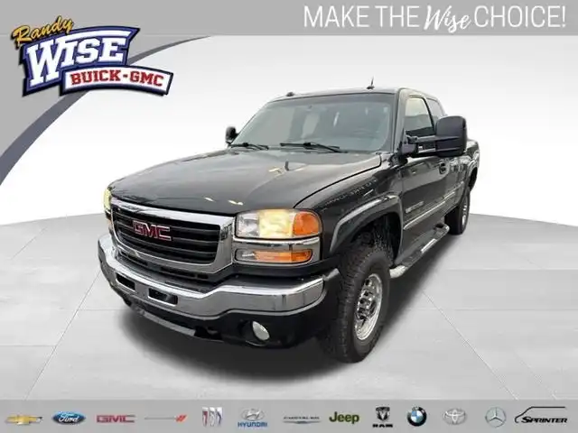 2005 GMC Sierra SLT 4WD Extended Cab SWB's photo