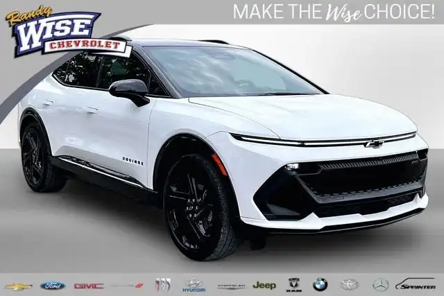 2024 Chevrolet Equinox EV 2RS FWD's photo