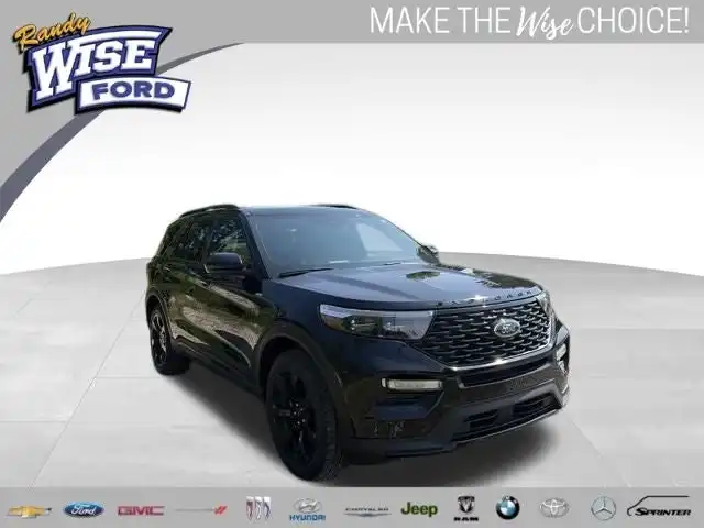 2023 Ford Explorer ST-LINE 4WD's photo