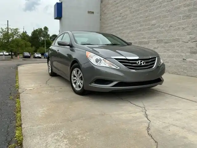 2012 Hyundai Sonata GLS I4 A/T PZEV's photo