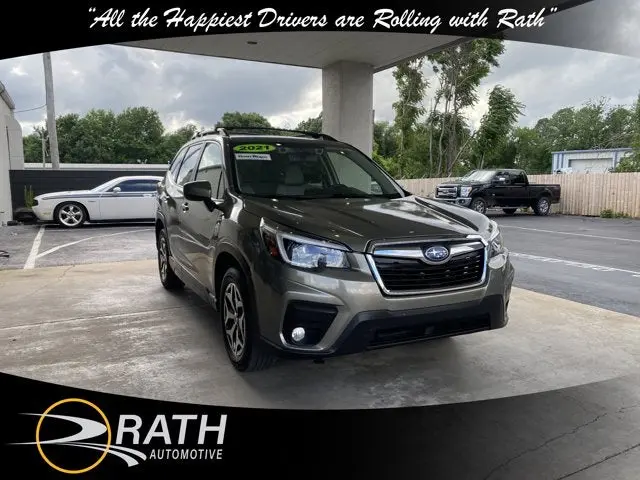 2021 Subaru Forester Premium photo 4