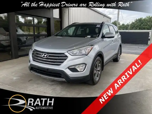 2013 Hyundai Santa Fe GLS's photo