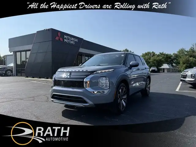 2026 Mitsubishi Outlander SE FWD's photo