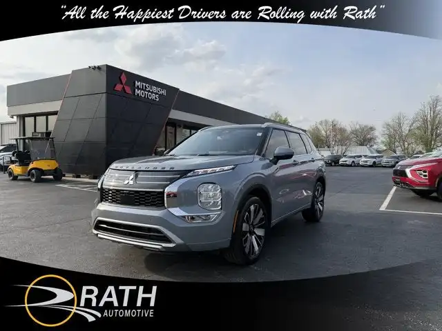 2026 Mitsubishi Outlander SEL FWD's photo