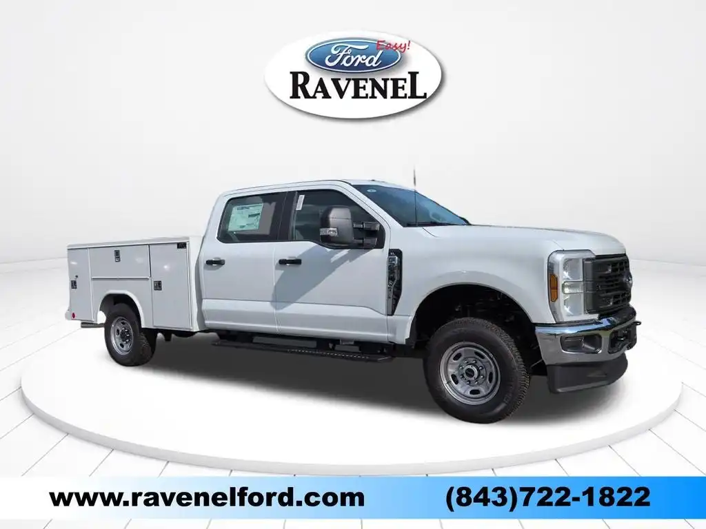 2026 Ford F-250 XL 4WD Crew Cab 8' Box's photo