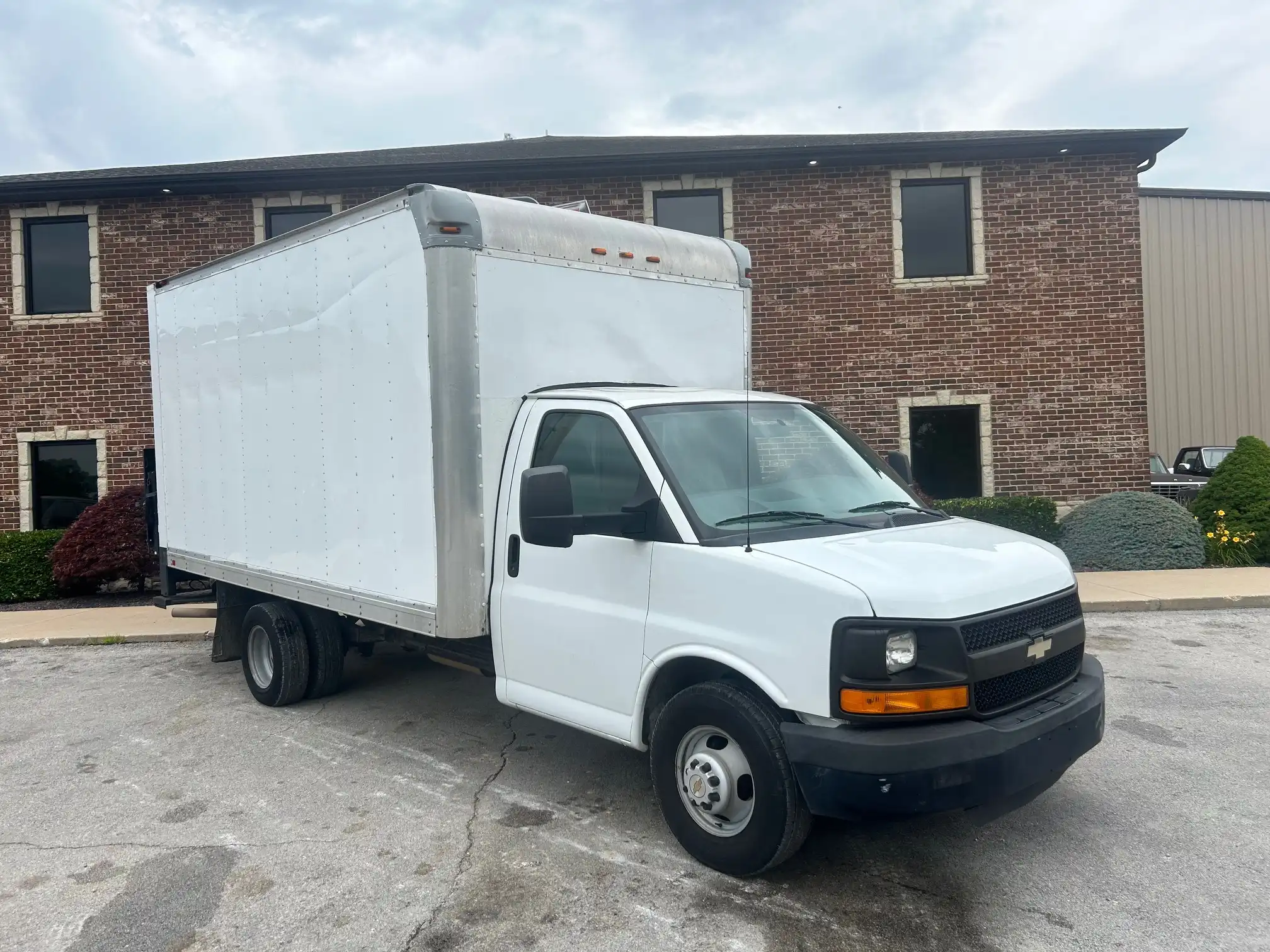 2015 Chevrolet Express 3500 159" WB's photo
