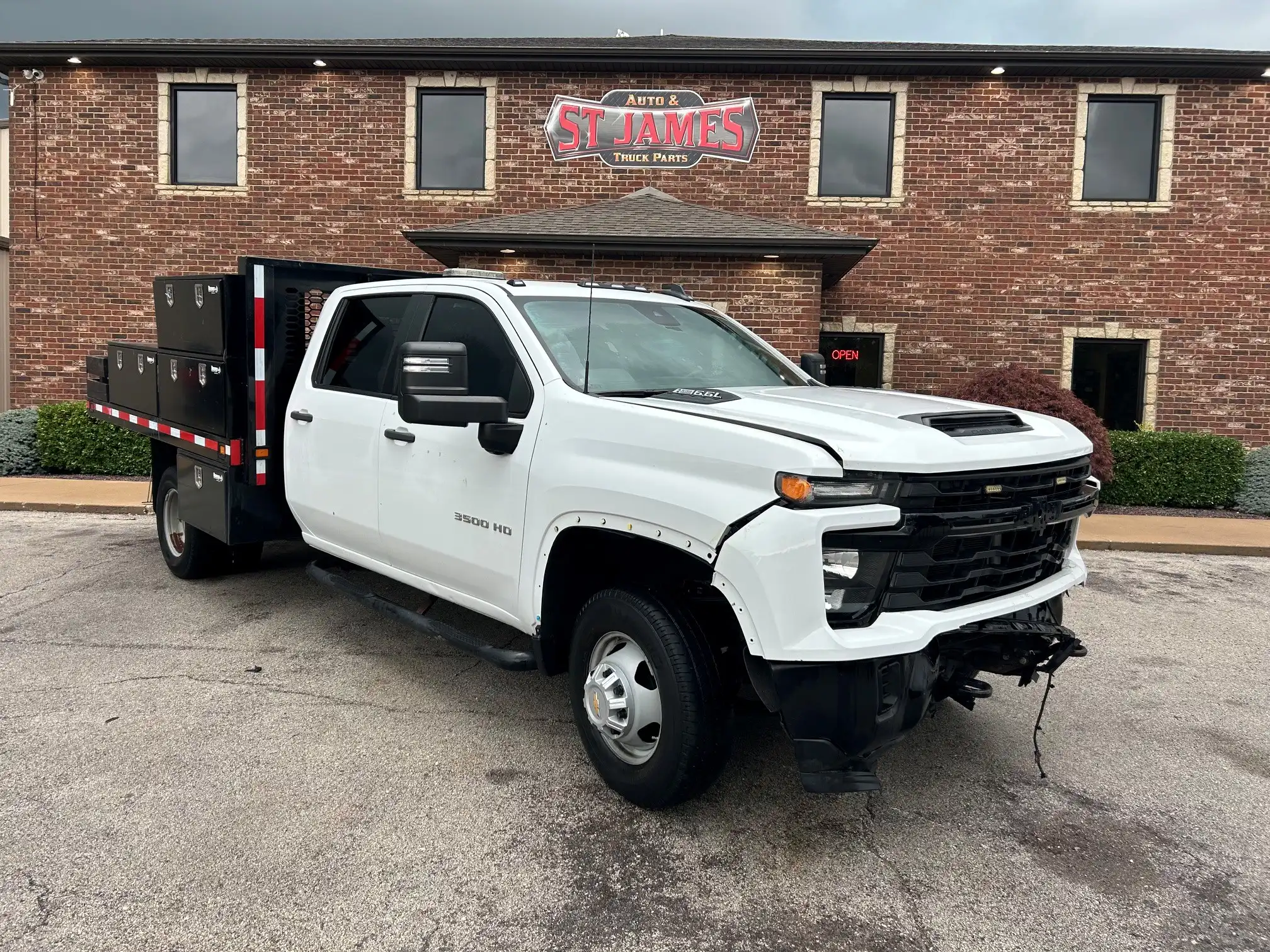 2024 Chevrolet Silverado HD WT 4WD Crew Cab 171.5" WB's photo
