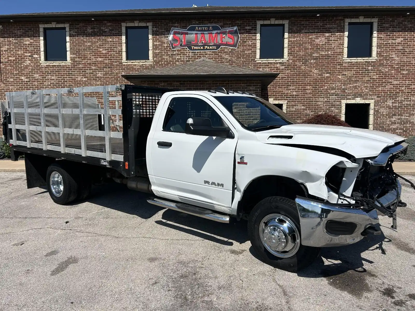 2022 RAM 3500 Tradesman 4X4 Regular Cab LWB DRW's photo
