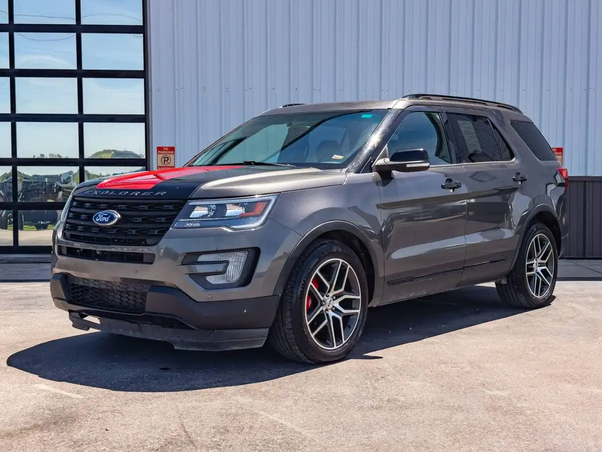 2017 Ford Explorer Sport 4WD's photo