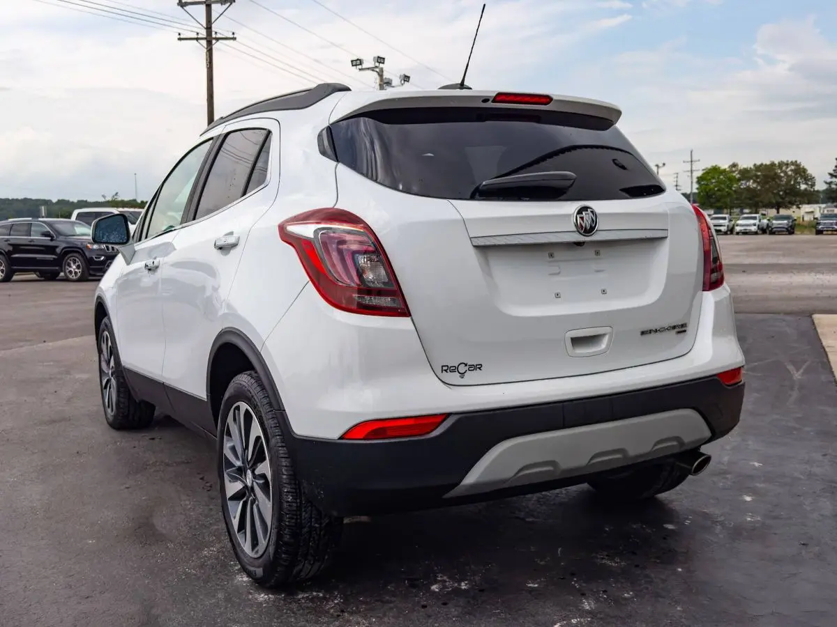 2021 Buick Encore Preferred AWD photo 3