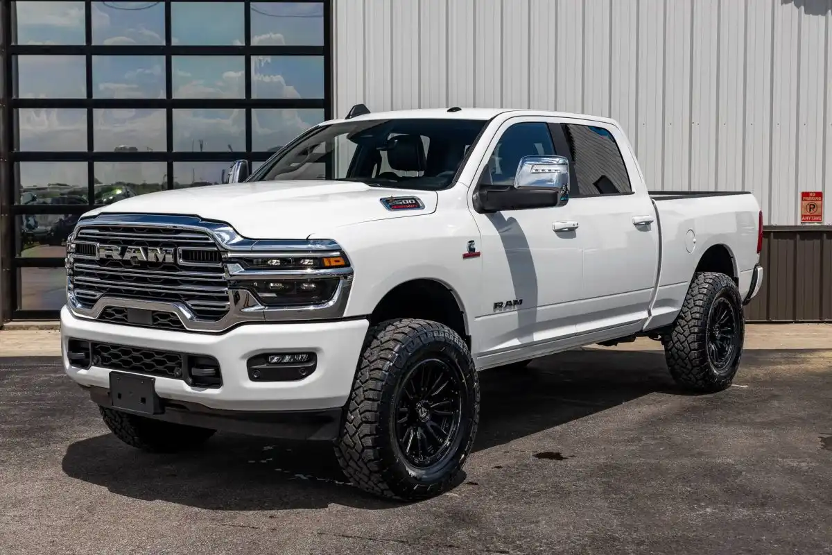 2026 RAM 2500 Laramie 4X4 Crew Cab SWB's photo