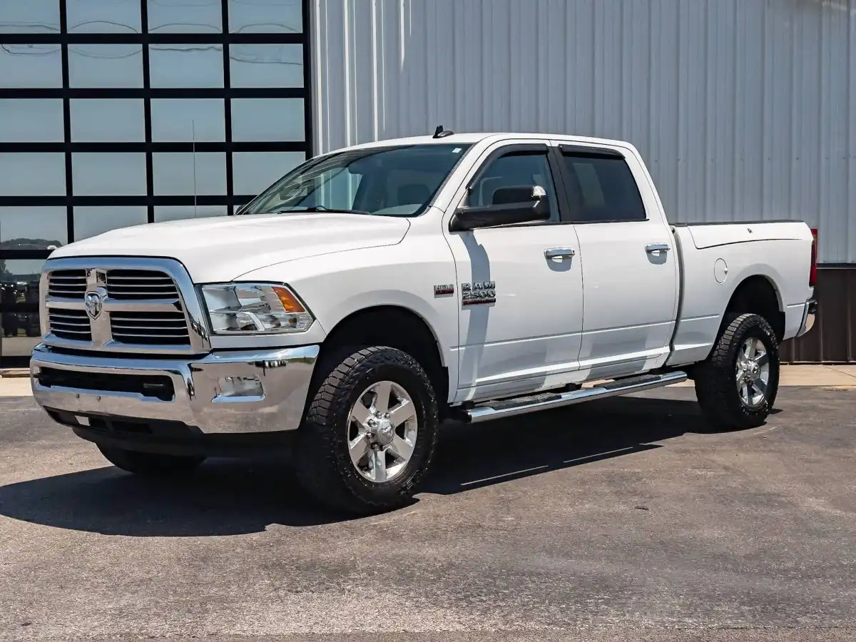 2015 RAM 2500 Big Horn/Lone Star 4X4 Crew Cab SWB's photo