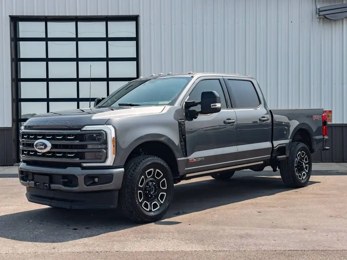 2026 Ford F-250 Platinum 4x4 CrewCab 6-3/4' Box's photo