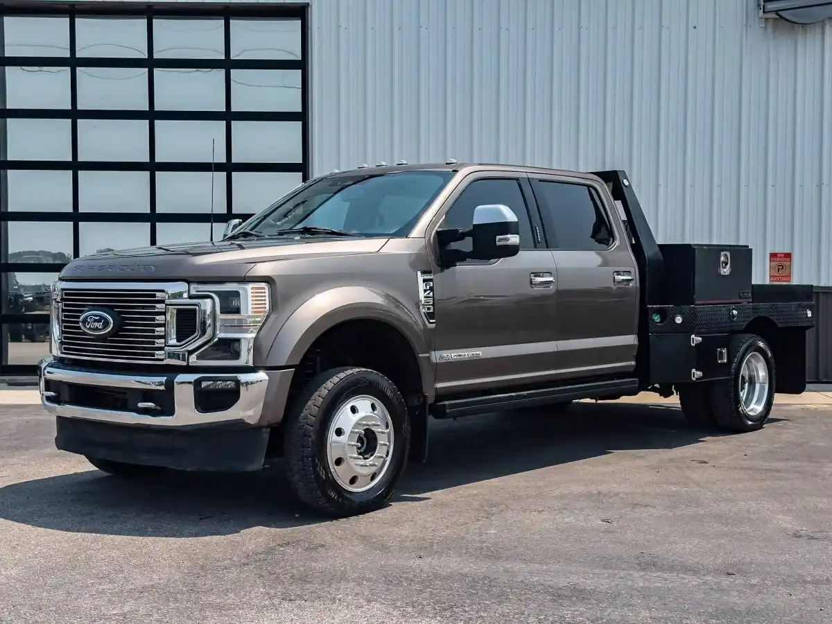 2022 Ford F-450 Lariat 4x4 Crew Cab 8' Box DRW's photo