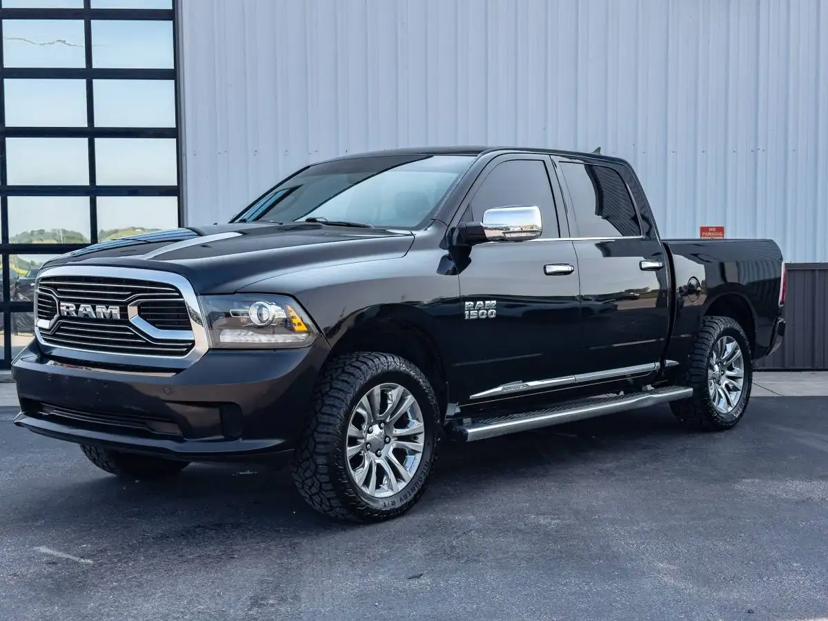 2016 RAM 1500 Laramie Limited 4x4 Crew Cab 5'7's photo