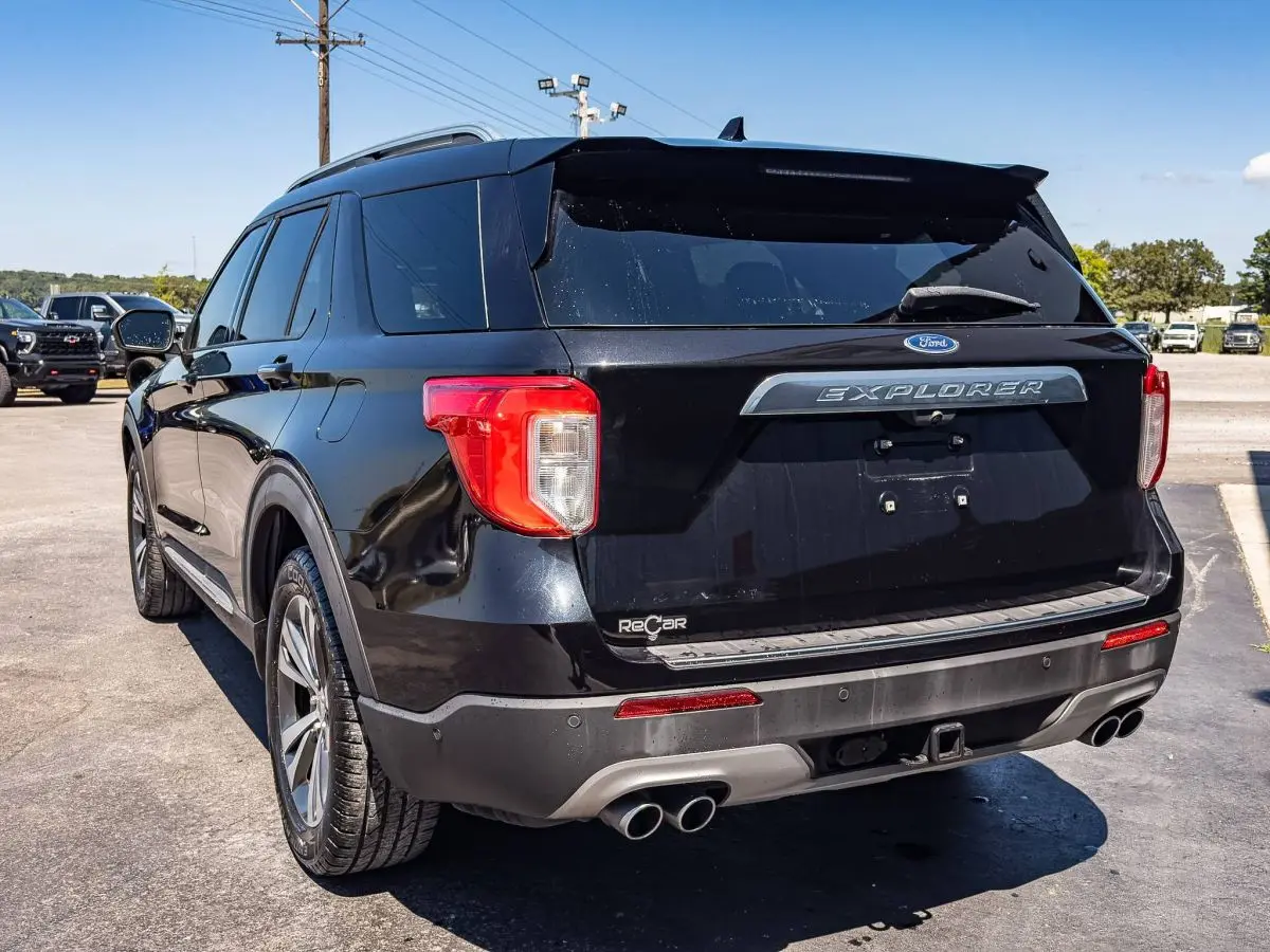 2020 Ford Explorer Platinum 4WD photo 4
