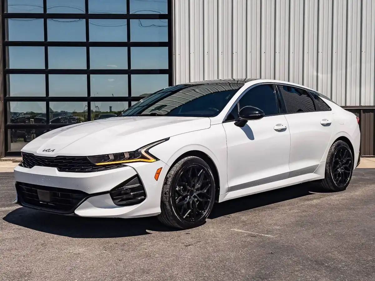 2022 Kia Optima GT-Line FWD's photo