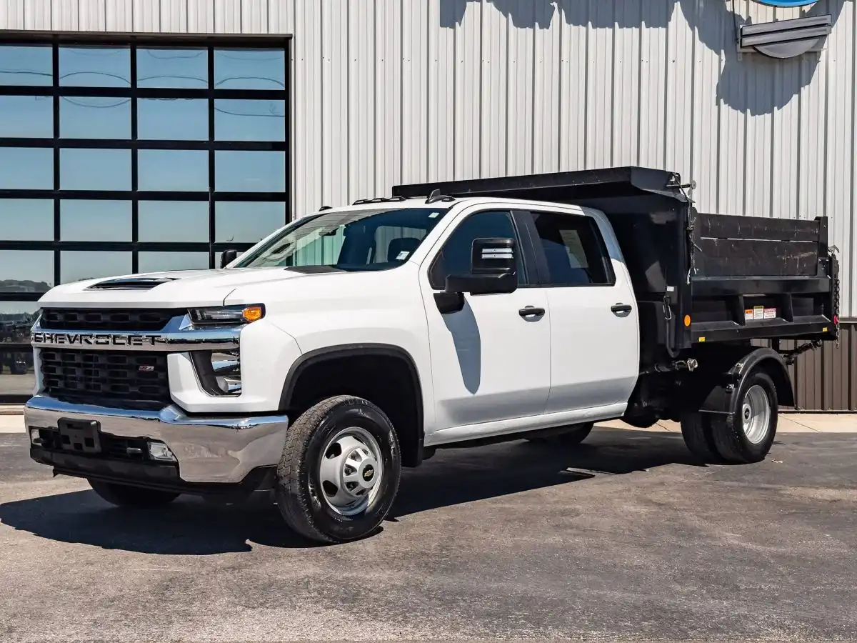 2022 Chevrolet Silverado HD WT 4WD Crew Cab 171.5" WB's photo