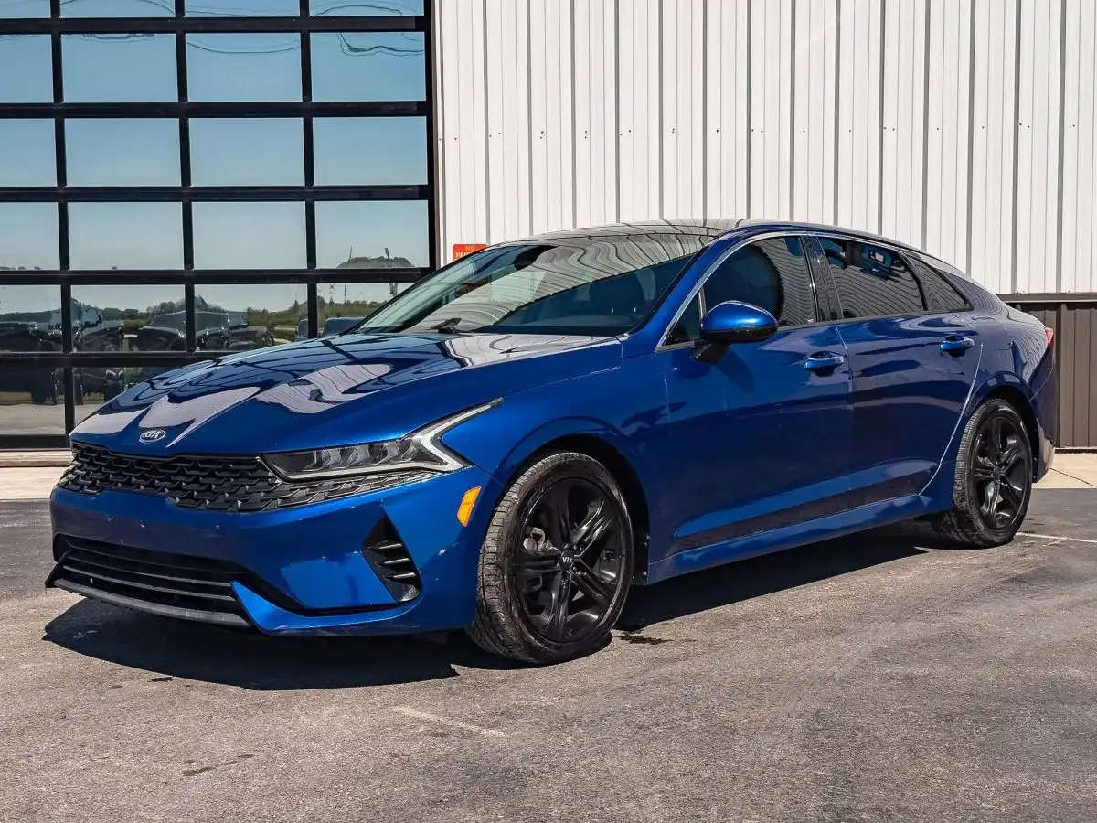2021 Kia Optima EX FWD's photo