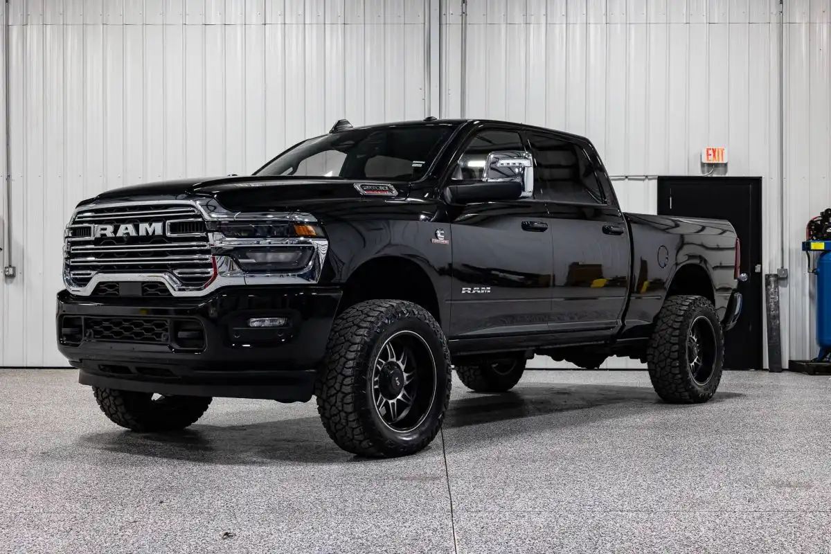 2026 RAM 2500 Laramie 4WD Crew Cab SWB's photo