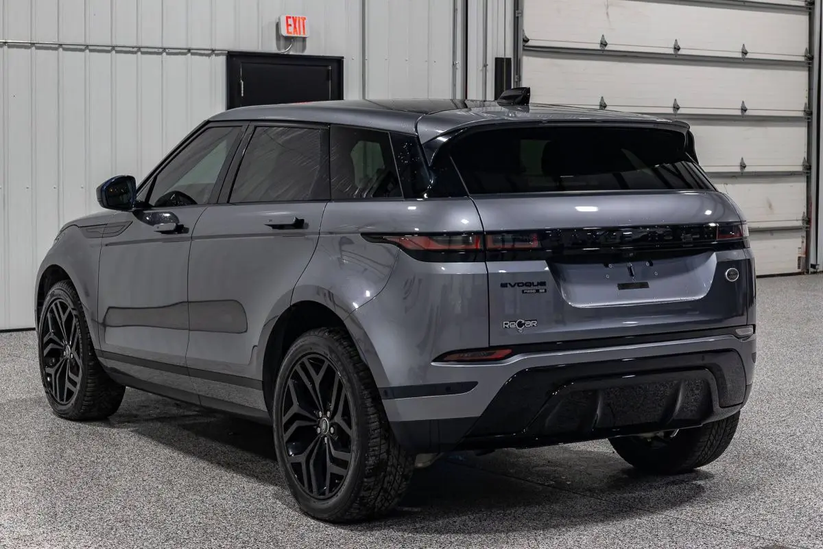 2020 Land Rover Range Rover Evoque SE photo 4