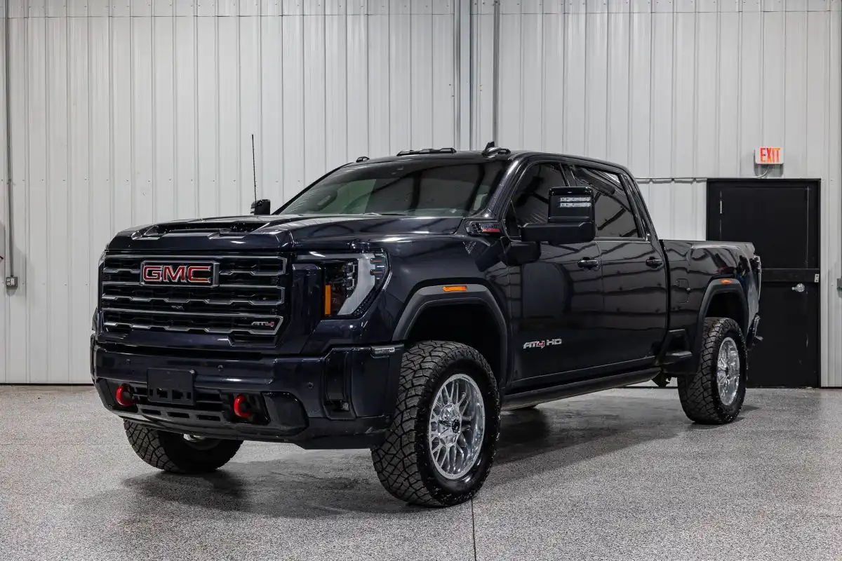 2025 GMC Sierra AT4 4WD Crew Cab Standard Box's photo